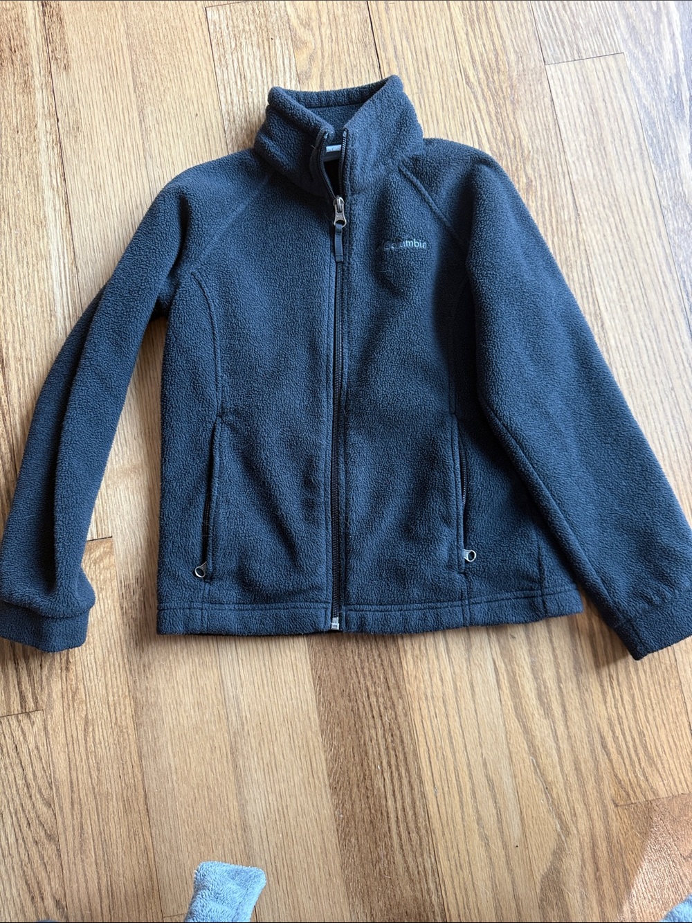 Columbia Kids Black Full-Zip Fleece Jacket size small 7/8
